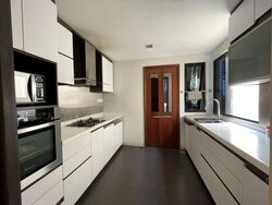 The Sterling (D21), Condominium #572154041